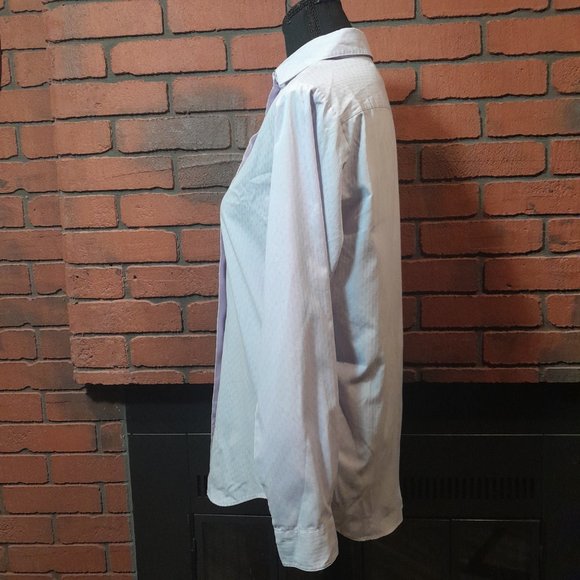 Lord & Taylor Woman's Size 10 Purple Button Down Dress Shirt – Classic, Workwear - Picture 4 of 7